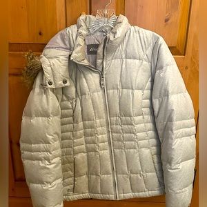 Eddie Bauer grey puffer jacket 🧥